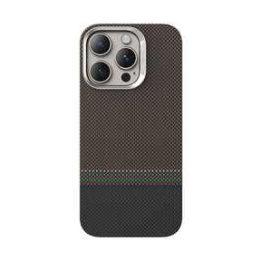 Apple iPhone 15 Pro Max Kılıf M-safe Şarj Özellikli Karbon Fiber Tasarımlı Benks Prestige ArmorAir Kevlar Kapak