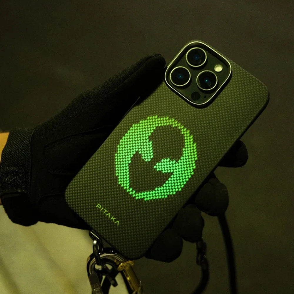 Apple iPhone 15 Pro Max Kılıf M-safe Şarj Özellikli Lumintex Teknolojili Fosforlu Aramid Fiber Pitaka Tactile Woven Aries Serisi Kapak