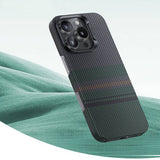Apple iPhone 16 Kılıf M-safe Şarj Özellikli Karbon Fiber Tasarımlı Benks Aurora ArmorAir Kevlar Kapak