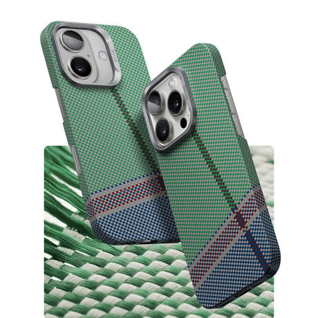 Apple iPhone 16 Kılıf M-safe Şarj Özellikli Karbon Fiber Tasarımlı Benks Passion Green ArmorAir Kevlar Kapak