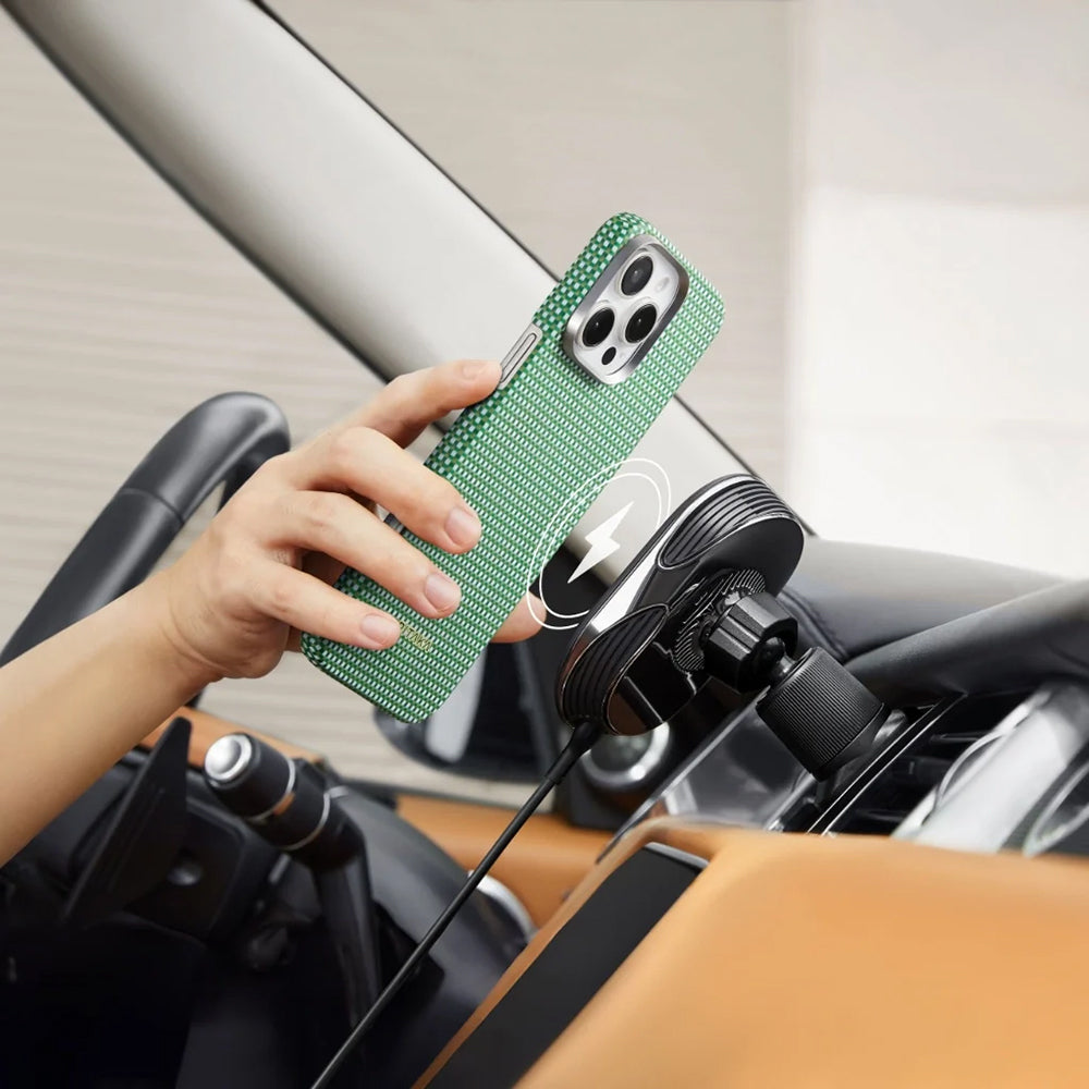 Apple iPhone 16 Plus Kılıf M-safe Şarj Özellikli Aramid Fiber Pitaka Ultra-Slim Classic Serisi Forest Green Kapak
