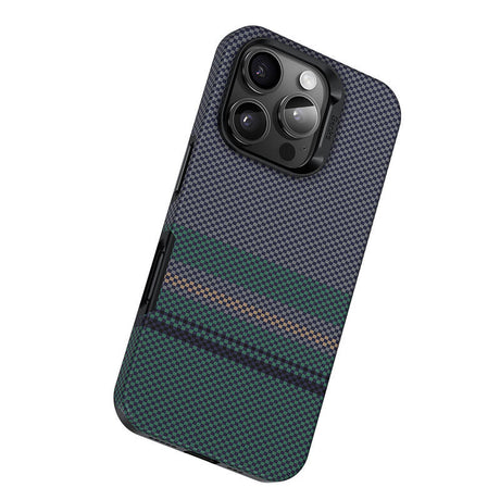 Apple iPhone 16 Pro Kılıf M-safe Şarj Özellikli Karbon Fiber Tasarımlı Benks Aurora ArmorPro Kevlar Kapak