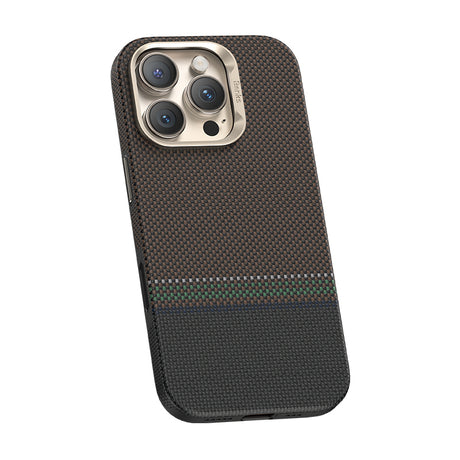 Apple iPhone 16 Pro Kılıf M-safe Şarj Özellikli Karbon Fiber Tasarımlı Benks Prestige ArmorPro Kevlar Kapak