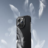 Apple iPhone 16 Pro Max Kılıf Benks M-safe Şarj Özellikli Metal Kamera Çerçeveli Magnetik ArmorAir 600D Kevlar Fiber Kapak