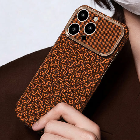 Apple iPhone 16 Pro Max Kılıf M-Safe Şarj Özellikli Zore Paris Velix Sert PC Kapak
