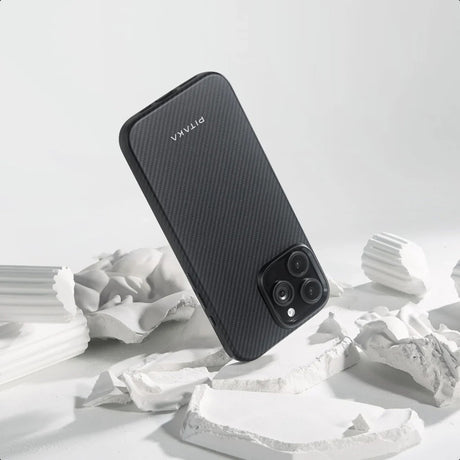 Apple iPhone 16 Pro Max Kılıf M-safe Şarj Özellikli Aramid Fiber Pitaka Military-Grade Classic Serisi Black-Grey Twill Kapak