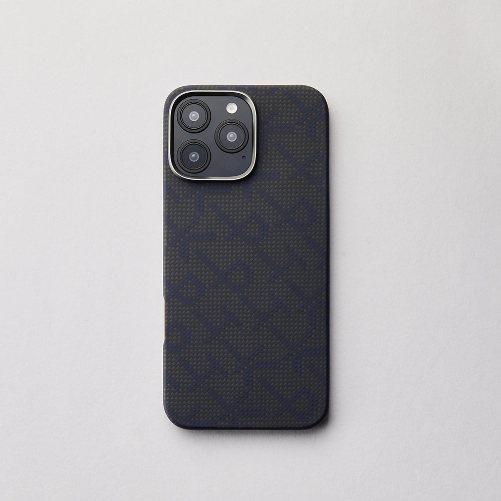 Apple iPhone 16 Pro Max Kılıf M-safe Şarj Özellikli Aramid Fiber Pitaka Tactile Woven Monogram Serisi Kapak