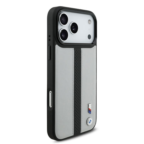 Apple iPhone 17 Pro Kılıf BMW Orjinal Lisanslı M-safe Şarj Özellikli Deri Arka Yüzey Metal Logolu Delikli Şerit Tasarımlı Kapak