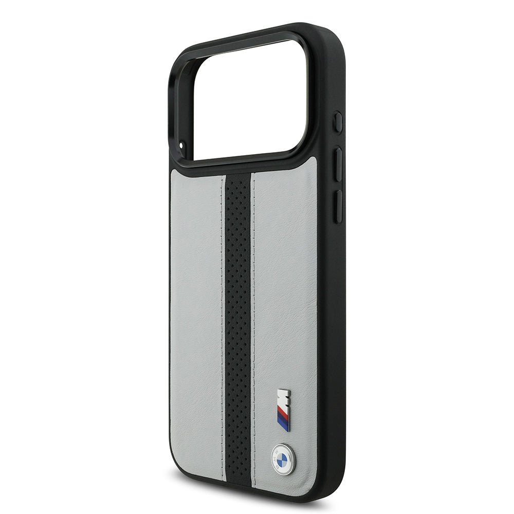 Apple iPhone 17 Pro Kılıf BMW Orjinal Lisanslı M-safe Şarj Özellikli Deri Arka Yüzey Metal Logolu Delikli Şerit Tasarımlı Kapak