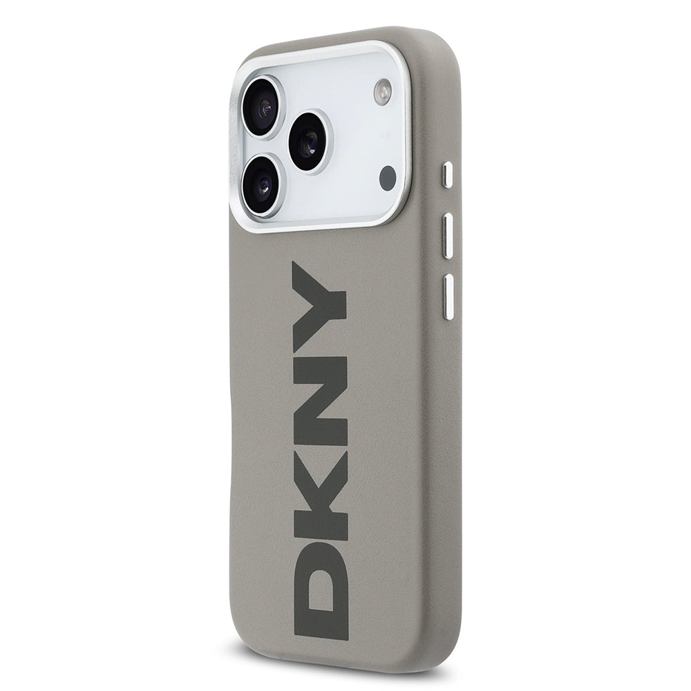 Apple iPhone 17 Pro Kılıf DKNY Orjinal Lisanslı M-safe Şarj Özellikli PU Büyük Dikey Logolu Kapak