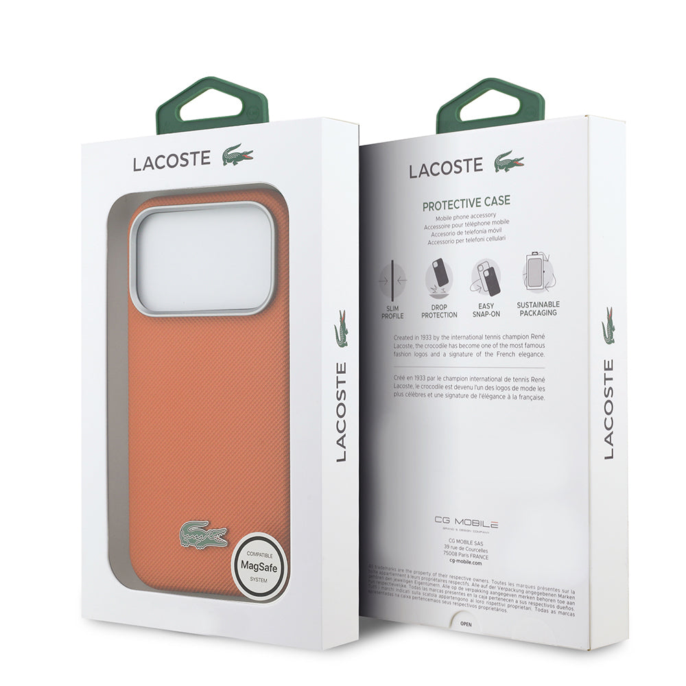 Apple iPhone 17 Pro Kılıf Lacoste Orjinal Lisanslı M-Safe Şarj Özellikli PVC Yarı Pike Desenli Arka Yüzey İkonik Timsah Dokuma Logolu Kapak