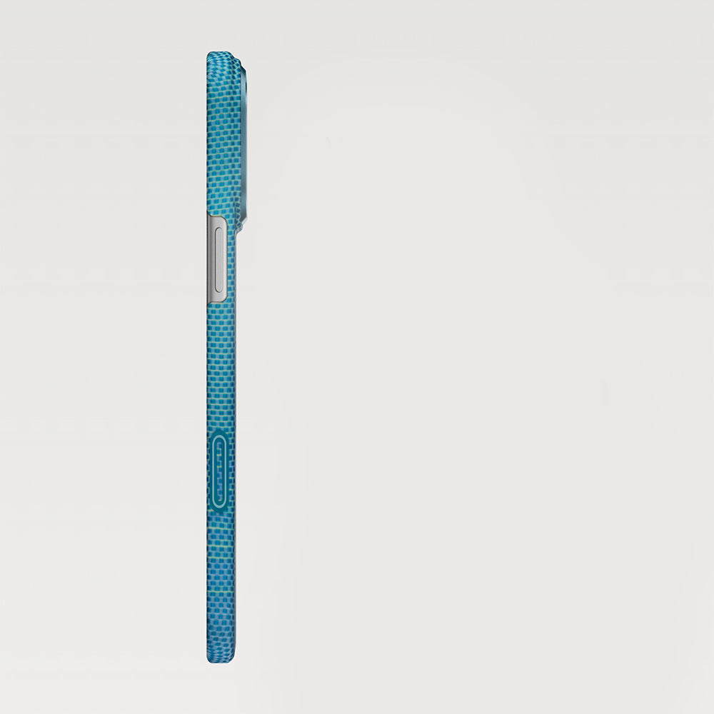 Apple iPhone 17 Pro Kılıf M-safe Şarj Özellikli Aramid Fiber Pitaka Glints of Gold Ultra Slim Serisi Kapak