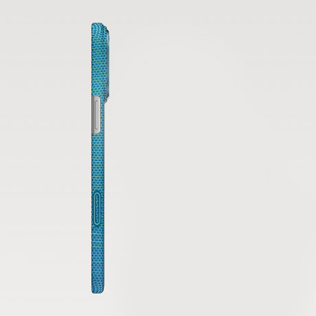 Apple iPhone 17 Pro Kılıf M-safe Şarj Özellikli Aramid Fiber Pitaka Glints of Gold Ultra Slim Serisi Kapak