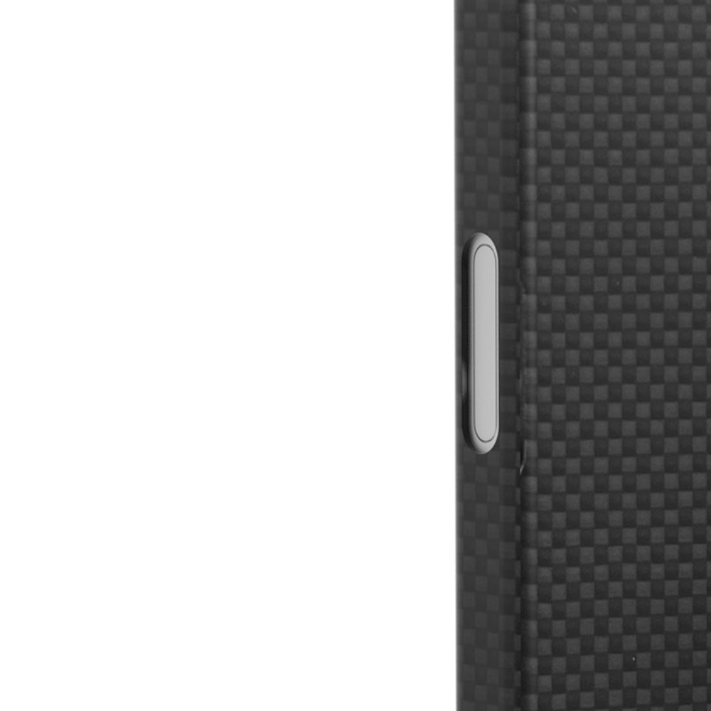 Apple iPhone 17 Pro Kılıf M-safe Şarj Özellikli Aramid Fiber Youngkit 1500D Kevlar Extreme Wing Titanyum-Gold Serisi Kapak