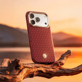 Apple iPhone 17 Pro Kılıf M-Safe Şarj Özellikli Benks ArmorPro ArmorEdge X9 Serisi Kevlar Karbon Kapak