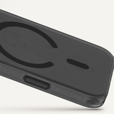 Apple iPhone 17 Pro Kılıf M-Safe Şarj Özellikli Benks C-Magnet Lucid Armor Kapak