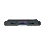 Apple iPhone 17 Pro Kılıf M-safe Şarj Özellikli Lumintex Teknolojili Fosforlu Aramid Karbon Fiber Pitaka Tactile Woven Aries Serisi Kapak
