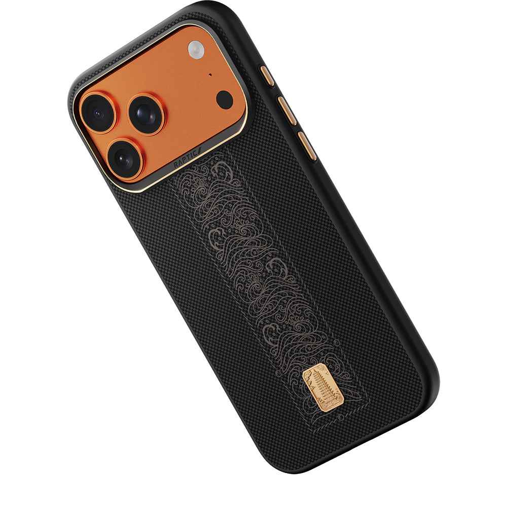 Apple iPhone 17 Pro Kılıf M-safe Şarj Özellikli Raptic Aramid Dual Rise Serisi 24 Ayar Altın Kaplamalı Karbon Kapak