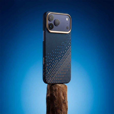 Apple iPhone 17 Pro Kılıf M-safe Şarj Özellikli Raptic Aramid Skin Serenity Serisi Karbon Kapak