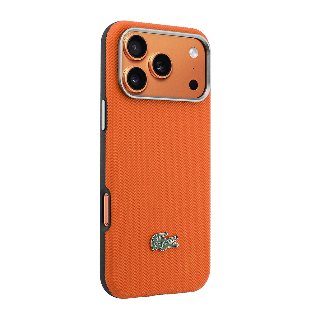 Apple iPhone 17 Pro Max Kılıf Lacoste Orjinal Lisanslı M-Safe Şarj Özellikli PVC Yarı Pike Desenli Arka Yüzey İkonik Timsah Dokuma Logolu Kapak