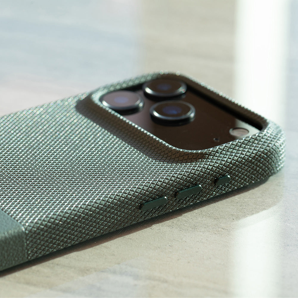 Apple iPhone 17 Pro Max Kılıf M-safe Şarj Özellikli Deri Dokulu Native Union RE Classic Serisi Kapak