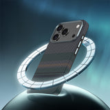Apple iPhone 17 Pro Max Kılıf M-safe Şarj Özellikli Karbon Fiber Tasarımlı Benks Aurora ArmorPro Kevlar Kapak