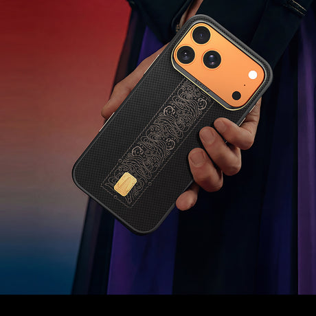 Apple iPhone 17 Pro Max Kılıf M-safe Şarj Özellikli Raptic Aramid Dual Rise Serisi 24 Ayar Altın Kaplamalı Karbon Kapak