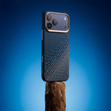 Apple iPhone 17 Pro Max Kılıf M-safe Şarj Özellikli Raptic Aramid Skin Serenity Serisi Karbon Kapak