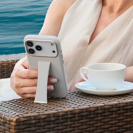 Apple iPhone 17 Pro Max Kılıf M-Safe Şarj Özellikli Standlı Udemos İndependence Serisi Kapak