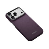 Apple iPhone 18 Pro Kılıf M-safe Şarj Özellikli Aramid Karbon Fiber Pitaka Weaving Serisi Kapak
