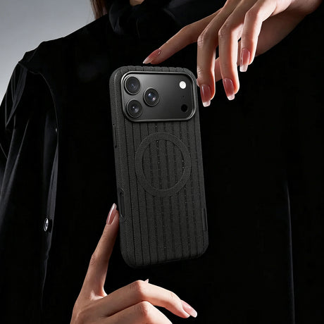 Apple iPhone 18 Pro Kılıf M-Safe Şarj Özellikli Çizgi Desenli Kumaş Dokulu Zore Paris Lorin Kapak