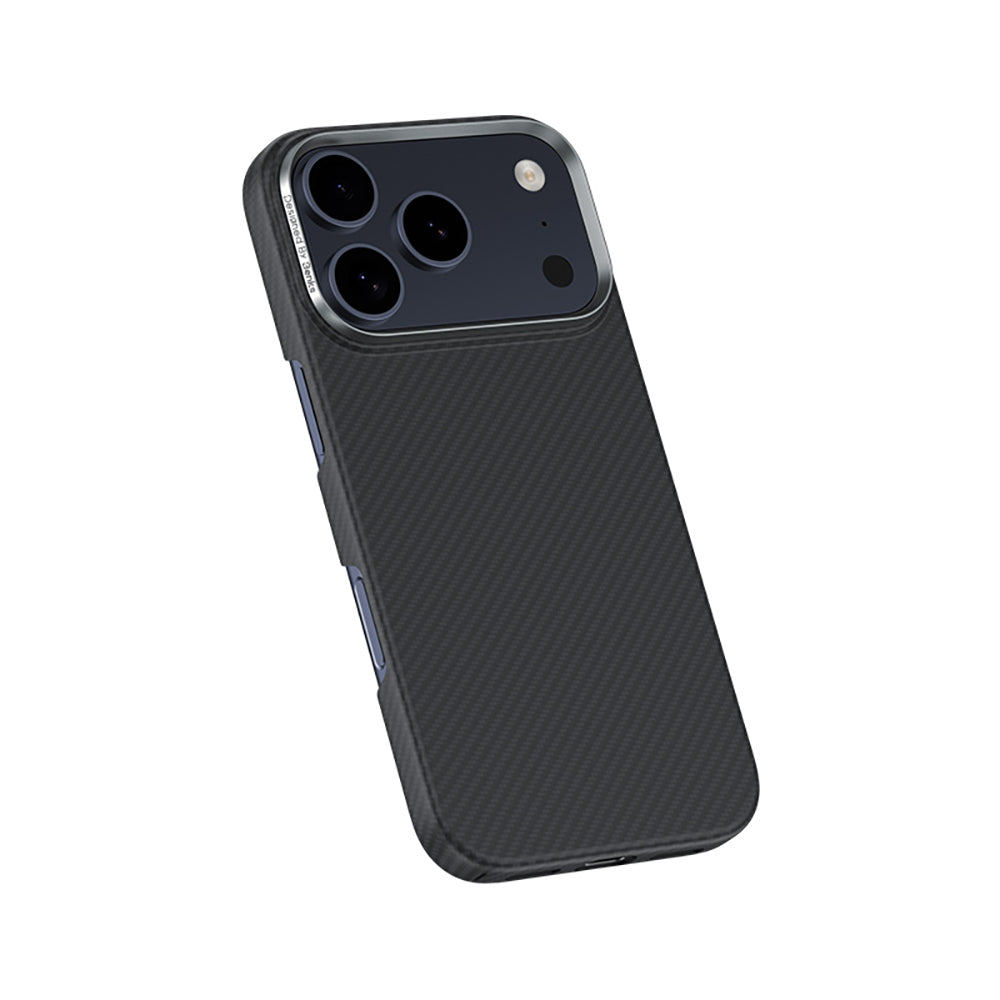 Apple iPhone 18 Pro Max Kılıf Karbon Fiber M-safe Şarj Özellikli Benks Armor Air Yükseltimiş Kamera Çerçevesi C1 600D Kevlar Kapak