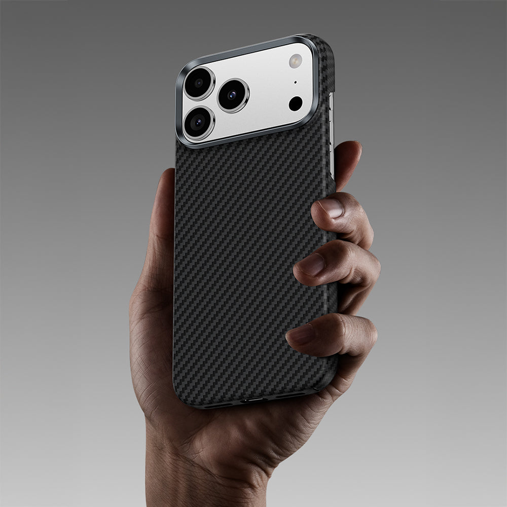 Apple iPhone 18 Pro Max Kılıf Karbon Fiber M-safe Şarj Özellikli Benks Armor Air Yükseltimiş Kamera Çerçevesi C1 600D Kevlar Kapak