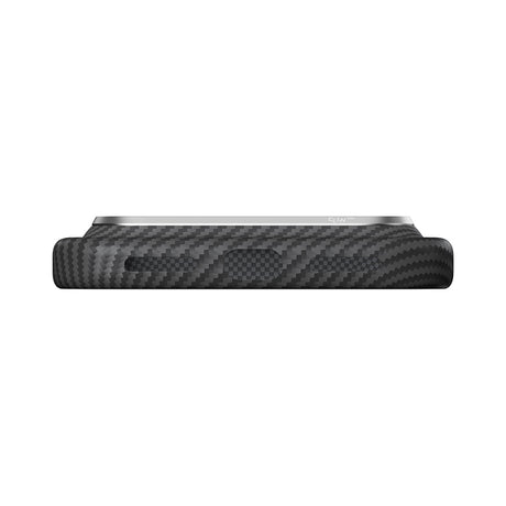 Apple iPhone 18 Pro Max Kılıf M-safe Şarj Özellikli 1500D Aramid Karbon Fiber Pitaka Ultra-Slim Classic Serisi Black-Grey Twill Kapak