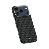 Apple iPhone 18 Pro Max Kılıf M-Safe Şarj Özellikli Benks ArmorAir ArmorGrid Serisi Yükseltilmiş Kamera Çerçevesi C1 Kevlar Karbon Kapak