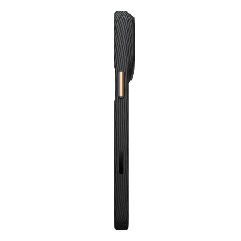 Apple iPhone 18 Pro Max Kılıf M-safe Şarj Özellikli Raptic Aramid Skin Reynis Serisi Karbon Kapak