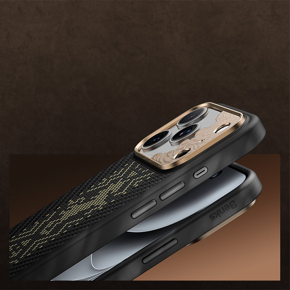 Apple iPhone 18 Pro Max Kılıf M-safe Şarj Özellikli Yükseltilmiş Kamera Çerçeveli Karbon Fiber Tasarımlı Benks Knight ArmorPro Kevlar Kapak