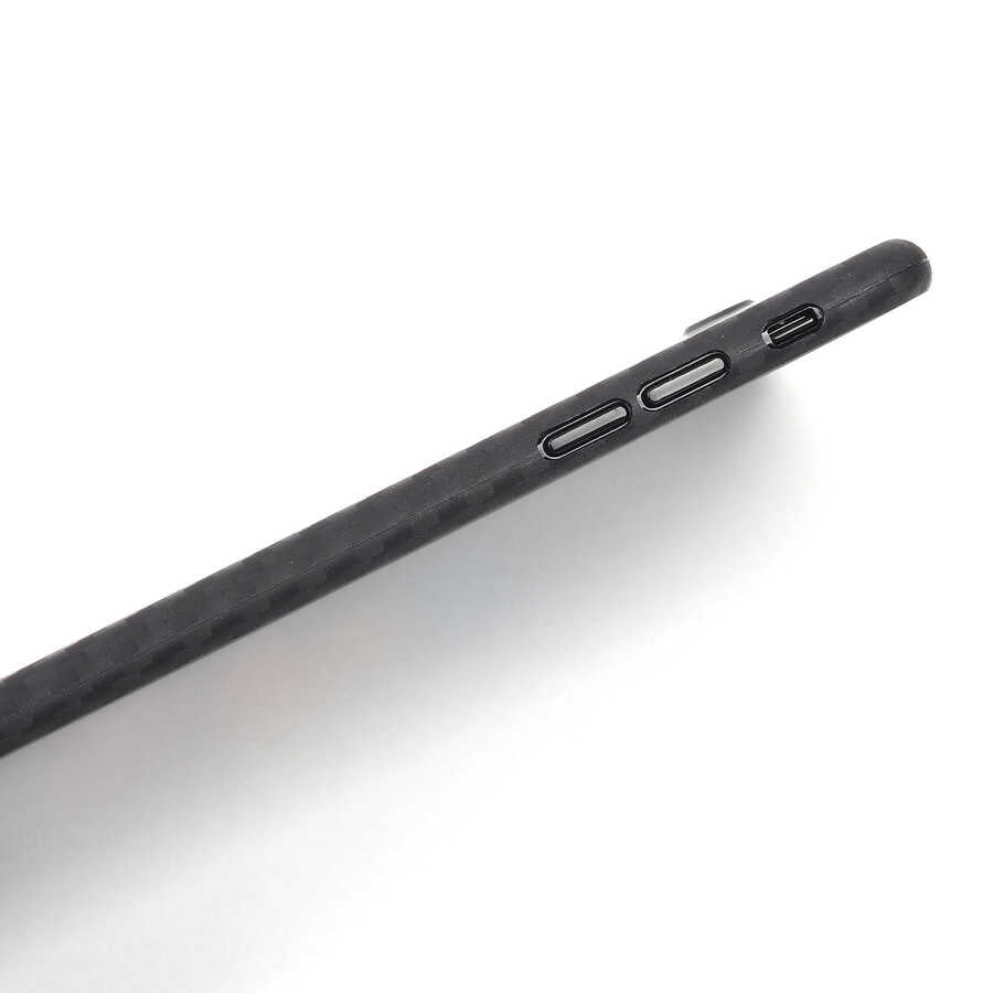 Apple iPhone 8 Kılıf ​​​​​Wiwu Skin Carbon PP Kapak