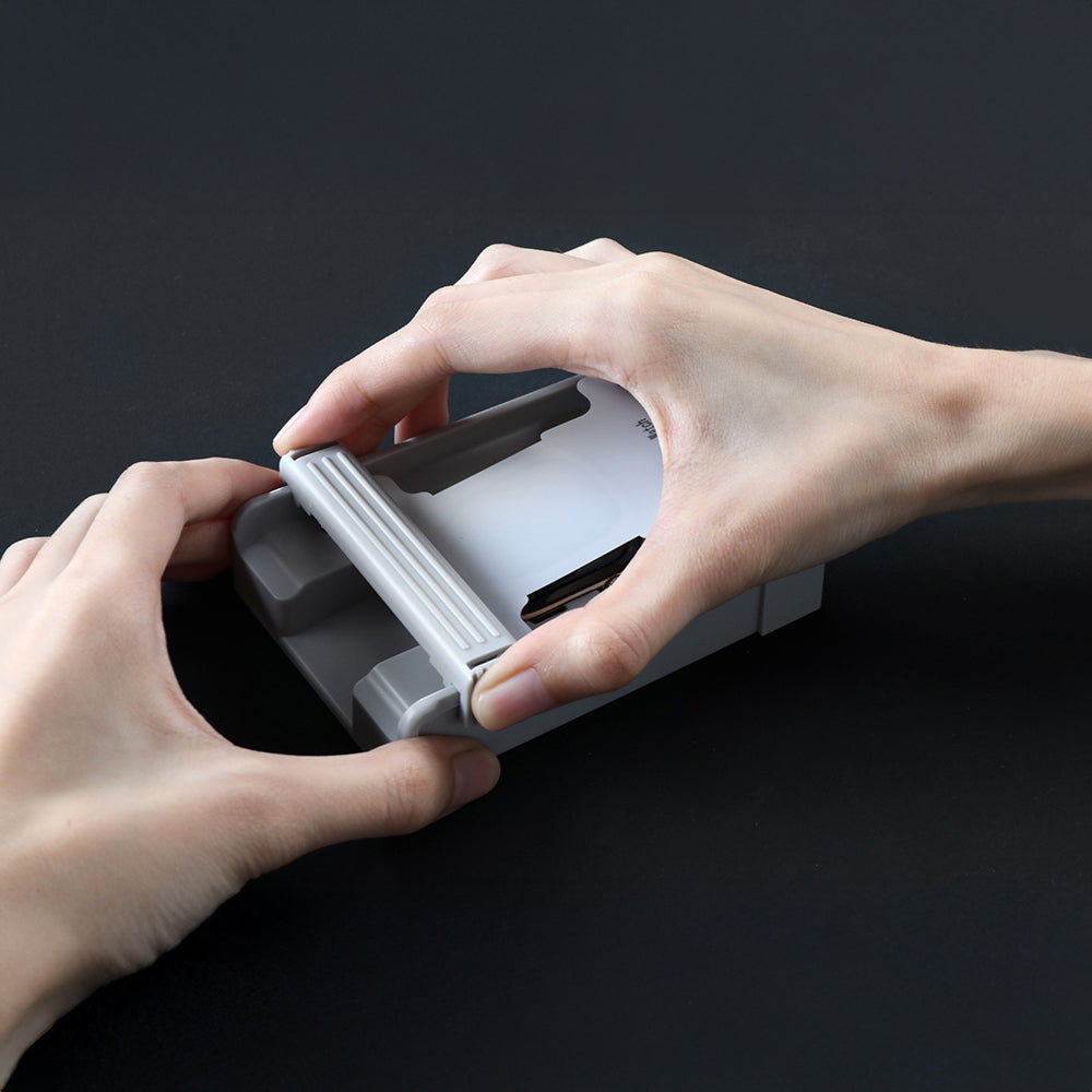 Apple Watch 10 42mm Amazingthing Radix Protective Parmak İzi Bırakmayan HD Ekran Koruyucu Film + Kolay Uygulama Aparatı