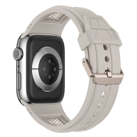 Apple Watch 7 45mm Zore KRD-117 Hava Alabilen Delikli Metal Süslemeli Desenli Silikon Kordon