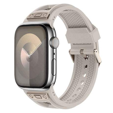 Apple Watch 7 45mm Zore KRD-117 Hava Alabilen Delikli Metal Süslemeli Desenli Silikon Kordon