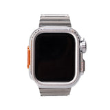 Apple Watch 7 45mm Zore KRD-126 Sert Kasa Koruyuculu Metal Kordon
