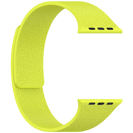 Apple Watch Ultra 49mm Zore KRD-136 Kabartma Desenli Silikon Kordon