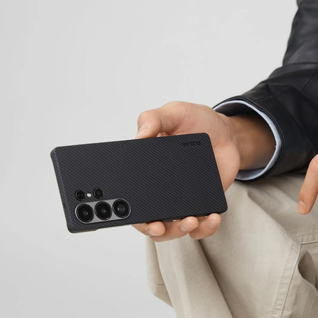Galaxy S25 Ultra Kılıf M-safe Şarj Özellikli 600D Aramid Fiber Pitaka Ultra-Slim Classic Serisi Black-Grey Twill Kapak