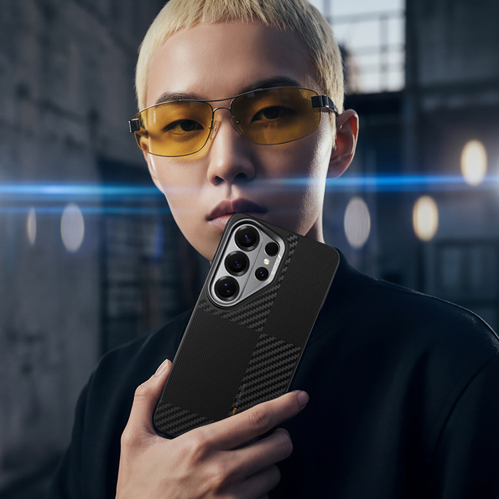 Galaxy S26 Ultra Kılıf M-safe Şarj Özellikli 600D Metal Kamera Çerçeveli Raptic Aramid Dual Serisi Karbon Kapak