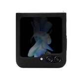 Galaxy Z Flip 5 Kılıf AMG M-safe Şarj Özellikli Büyük Logo Dizayn Orjinal Lisanslı Kapak