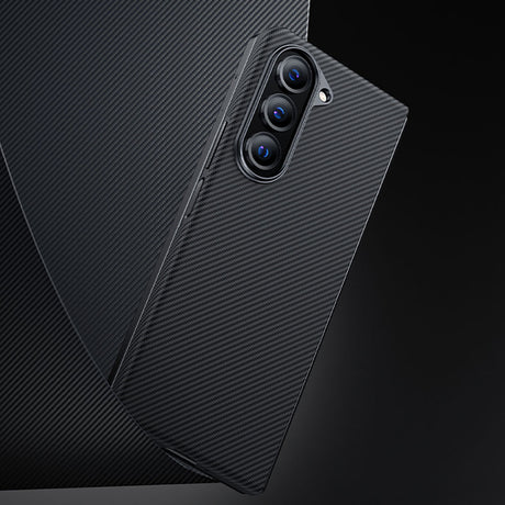 Galaxy Z Fold 5 Kılıf M-safe Özellikli Karbon Fiber Benks Essential 600D Kevlar Kapak