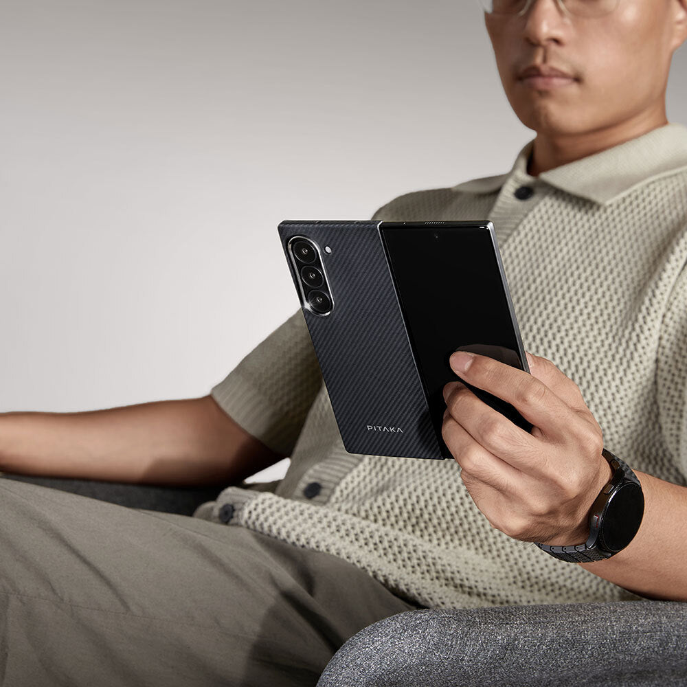 Galaxy Z Fold 6 Kılıf M-safe Şarj Özellikli 600D Aramid Fiber Pitaka Ultra-Slim Classic Serisi Black-Grey Twill Kapak