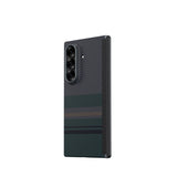 Galaxy Z Fold 7 Kılıf M-safe Şarj Özellikli Karbon Fiber Tasarımlı Benks Aurora ArmorAir Kevlar Kapak