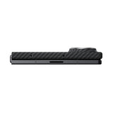 Galaxy Z Fold 8 Kılıf M-safe Şarj Özellikli 600D Aramid Karbon Fiber Pitaka Edge Serisi Black-Grey Twill Kapak